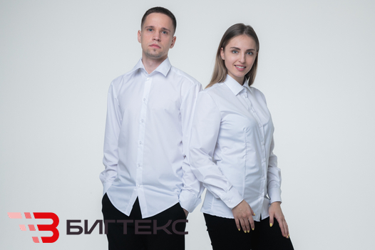 Рубашка белого цвета 